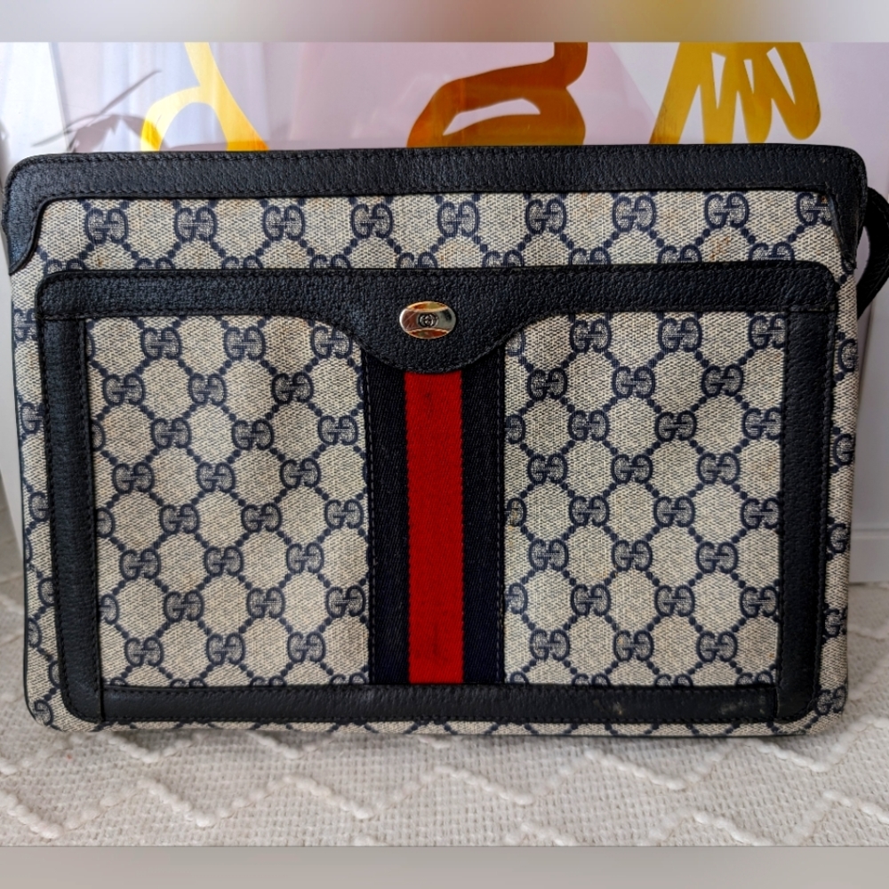 Vintage 1980s Gucci Shoulder Bag